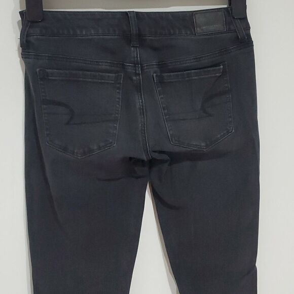 american Eagle black super stretch X 28x28 size 4 super low jeggings - Picture 4 of 8